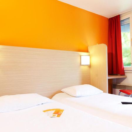 Premiere Classe Tours Sud - Joue Les Tours Esterno foto