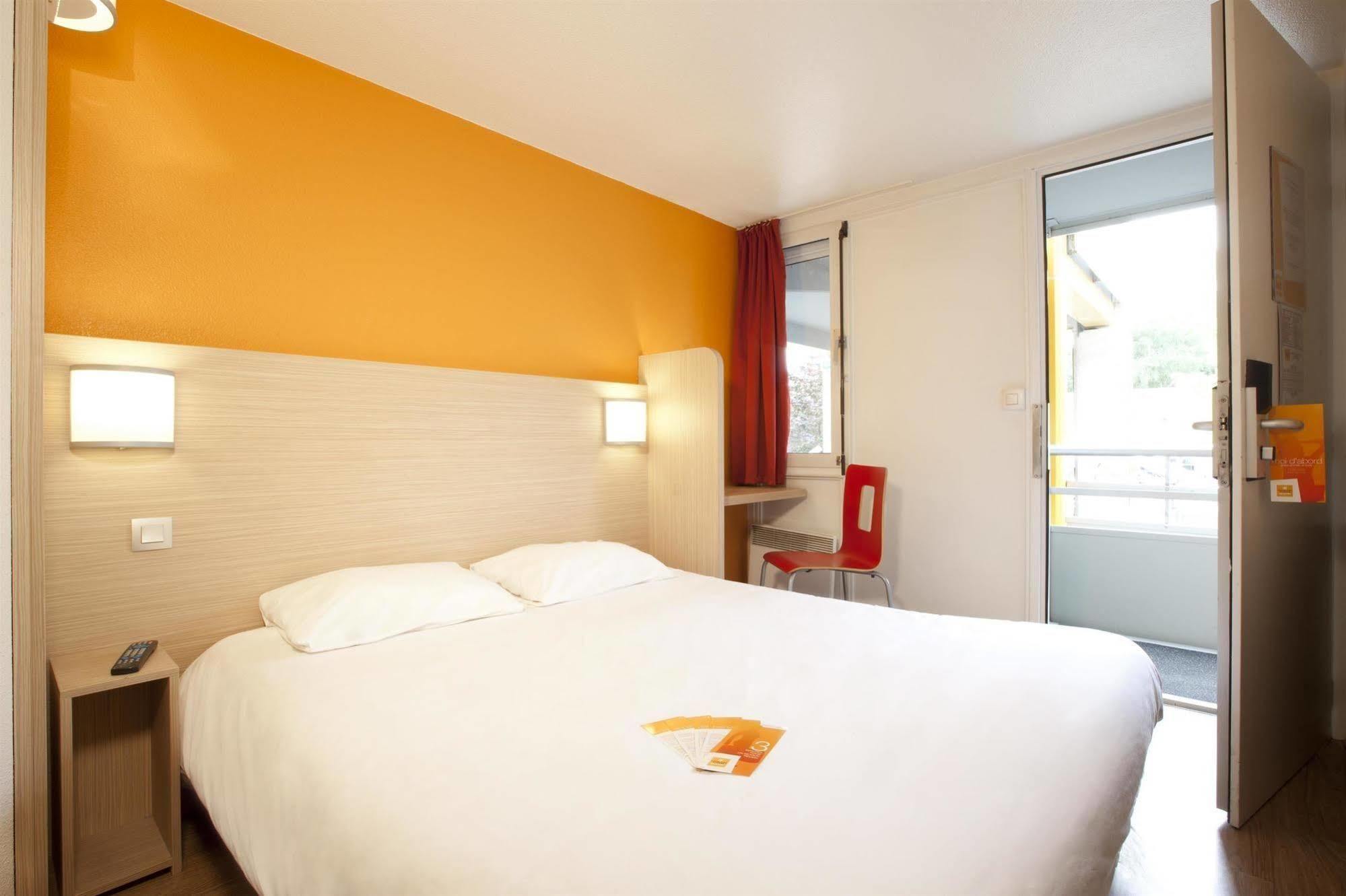 Premiere Classe Tours Sud - Joue Les Tours Esterno foto